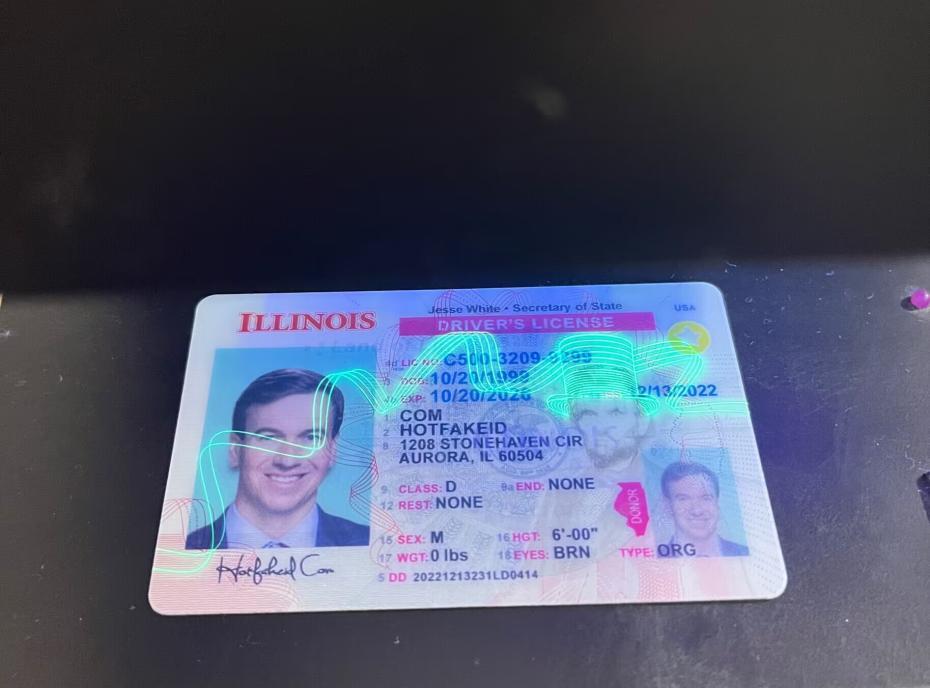 illinois-fake-id-uv-930x688